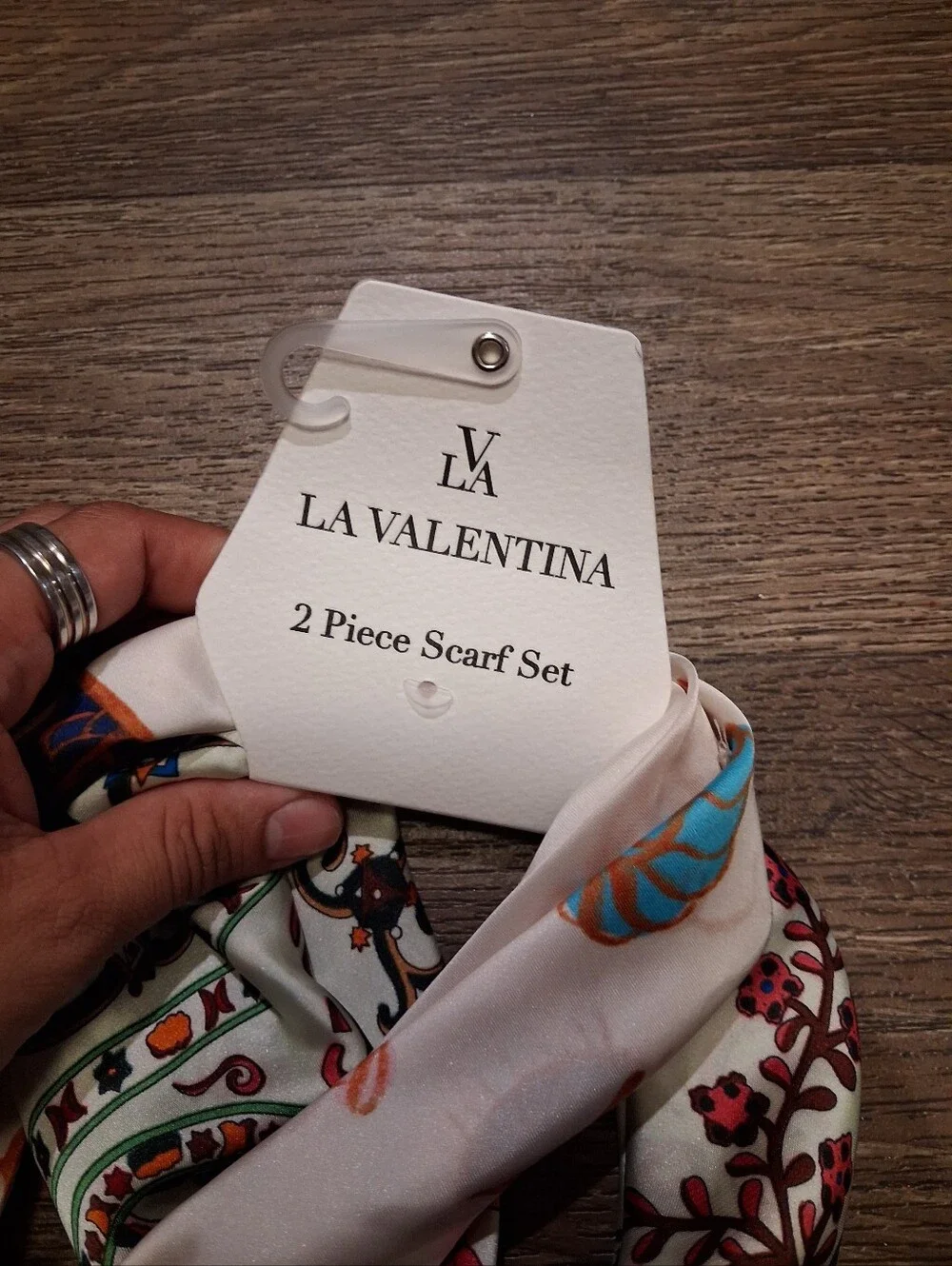 La Valentina Cream and Green Printed Scarf Set